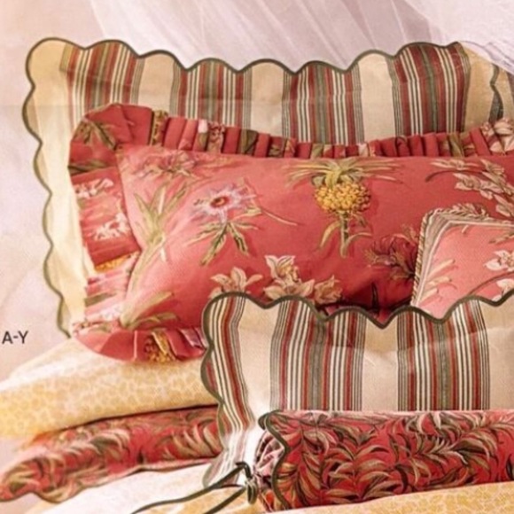 Jane Wilner 26” Striped Euro Sham Haute Couture Linens, 2.5” Scalloped Flange - Picture 1 of 12